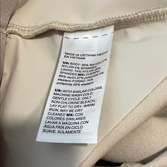 CHICO’S Beige Wide-Leg Trousers 16p Slimmimg Thick Fabric The Perfect Work Pants - Picture 7 of 7